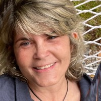 Julie Bisson
