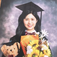 Xinyi Hu