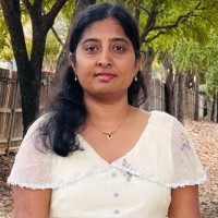 Suma latha Ravi