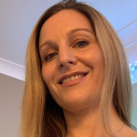 Mrs Kelly Saunders
