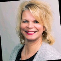 Yvonne Van Den Berg