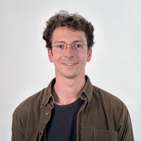 Jonathan Tari