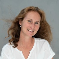 Esther Macpherson - Van Der Knaap