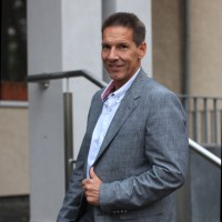 Manfred Lahr