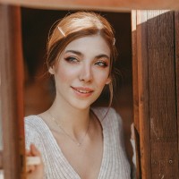 Elise Frost