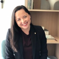 Suzanne Stark