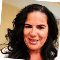 Sonia Andrade