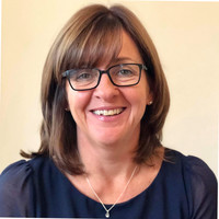 Julie Stringer