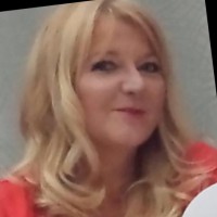 Lesley Hutton