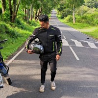 Haris _.