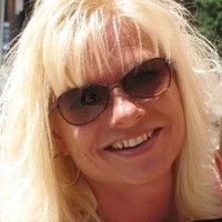 Eastman, Debbie