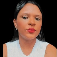 Cláudia Souza