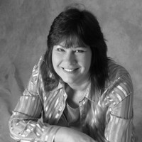 Bobbi Hecker