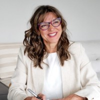 Karina Milos