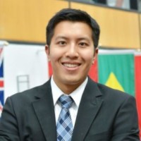Elliot Lui