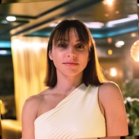 Julie de Souza