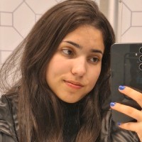 Núbia Reis