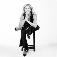 Lori Anna R.