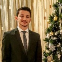 Arek Apkarian