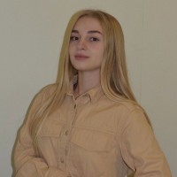 Julia Serbina 朱丽