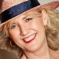 Corine Ravestein