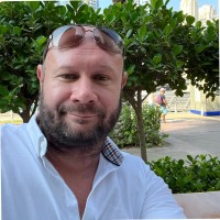 Martyn D.