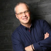 Dirk Mueller