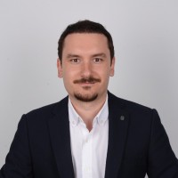Onur Uzgun