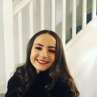 Beth Leaning