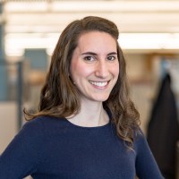 Maria Proulx Audi, Pe