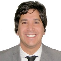 César Serván Laurie