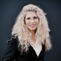 Dr. Anat Shalev