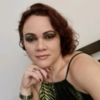 Karine Bomfim