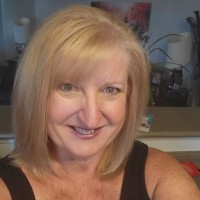Kim Gloss