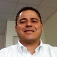 Eduardo Santos
