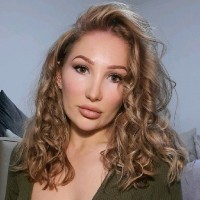 Gabriella Parry