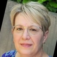 Angela Mays