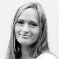 Adriana Leslie