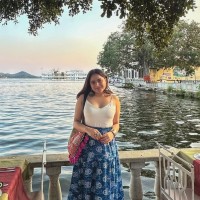 Shreya S.