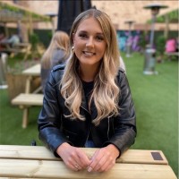 Elle Campbell