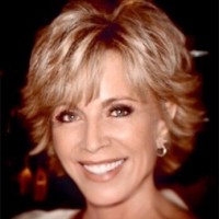 vicki crowder