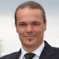 Jesper R. Schweitz