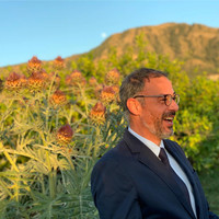 Víctor M. J.