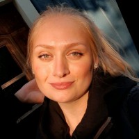 Josefin Holm