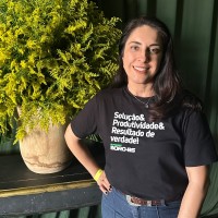 Scheila R S Souza