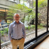 Barry Scott, Chrl