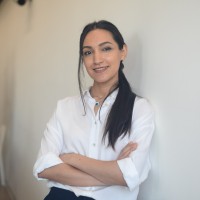 Maede Naderi