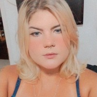 Thaina Mello