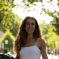 Ella Amzel