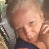 Brenda L Green